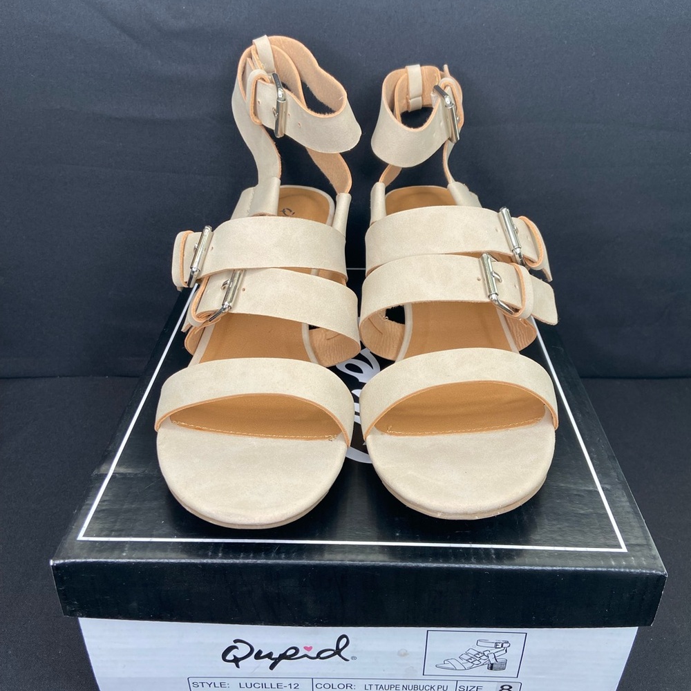 Qupid Women’s Lucille-12 LT Taupe Nubuck Pumps Size 8 (BB32)
New in‎ box - Picture 2 of 8